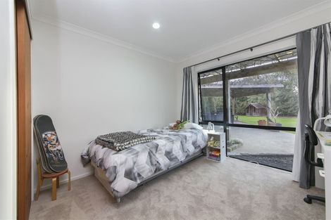Photo of property in 210 Oraha Road, Kumeu, 0892