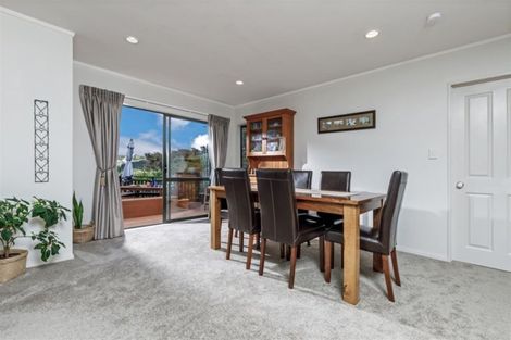 Photo of property in 60 Danbury Drive, Torbay, Auckland, 0630