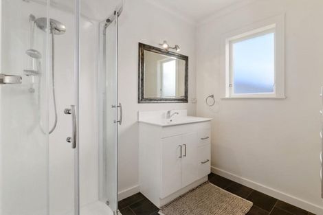 Photo of property in 8 Ngahu Street, Fairy Springs, Rotorua, 3015