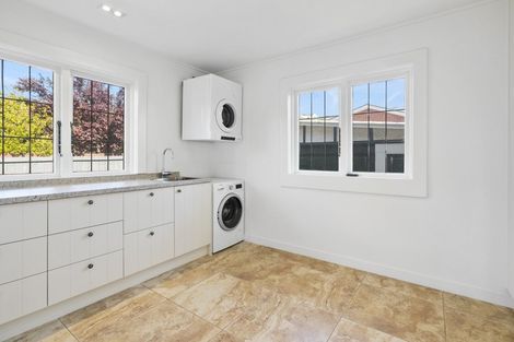 Photo of property in 15 Ings Avenue, Saint Clair, Dunedin, 9012