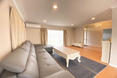 Photo of property in 9 Caragh Place, East Tamaki, Auckland, 2016