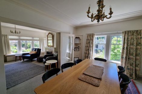 Photo of property in 19 Fitzherbert Terrace, Thorndon, Wellington, 6011