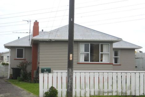 Photo of property in 31 Paritutu Road, Spotswood, New Plymouth, 4310