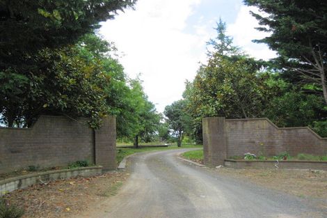 Photo of property in 11 Bream Revel Way, Karaka, Papakura, 2580