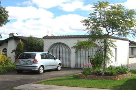 Photo of property in 17 Pinero Place, Bucklands Beach, Auckland, 2014