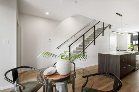 Photo of property in 2/19 Windlass Street, Long Bay, Auckland, 0630