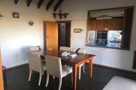 Photo of property in 118 Pupuke Road, Hillcrest, Auckland, 0627