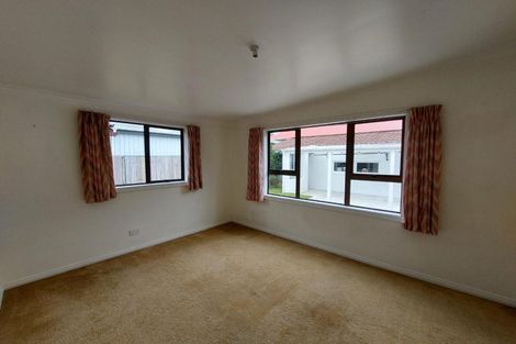 Photo of property in 13 Stoke Street, Westown, New Plymouth, 4310