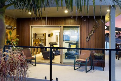 Photo of property in 180 Royal Road, Massey, Auckland, 0614