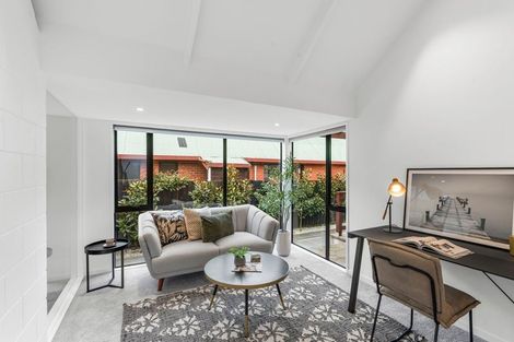 Photo of property in 9 Ringwood Place, Avonhead, Christchurch, 8042