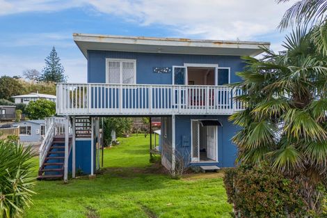 Photo of property in 54 Athenree Road, Athenree, Katikati, 3177