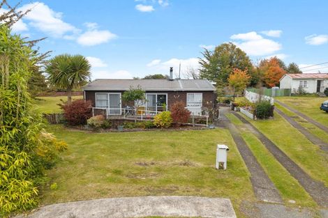 Photo of property in 13 Balerno Place, Tokoroa, 3420