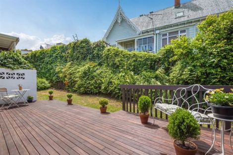 Photo of property in 1/47a Vauxhall Road, Devonport, Auckland, 0624