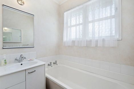 Photo of property in 138 Devon Street, Hillcrest, Rotorua, 3015