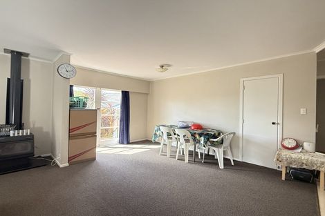 Photo of property in 1/16 Duncan Avenue, Te Atatu South, Auckland, 0610