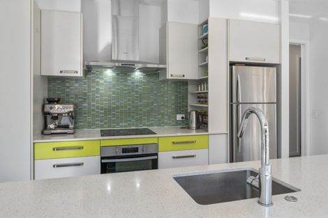 Photo of property in 22 Penetaka Heights, Pyes Pa, Tauranga, 3112