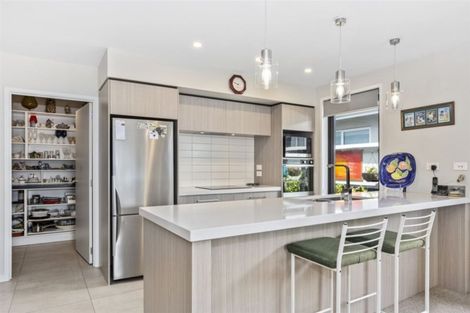 Photo of property in 86 Saint Pauls Drive, Brookfield, Tauranga, 3110