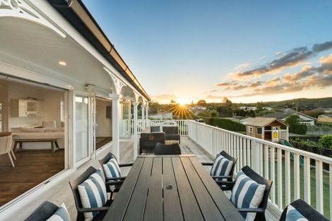 Photo of property in 7 George Street, Riverhead, 0820