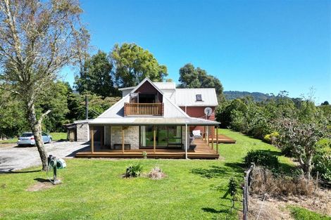 Photo of property in 184 Golf Links Road, Kaiata, Greymouth, 7805