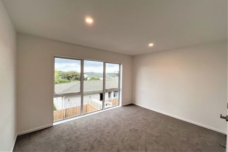 Photo of property in 114 Astley Avenue, New Lynn, Auckland, 0600