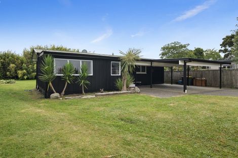 Photo of property in 11 Farnworth Avenue, Holdens Bay, Rotorua, 3010