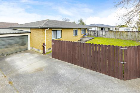 Photo of property in 2/32 Limond Street, Randwick Park, Auckland, 2105