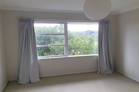 Photo of property in 1/84 Sylvan Avenue, Northcote, Auckland, 0627