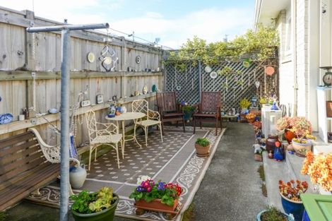 Photo of property in 2/1 Shamrock Street, Napier South, Napier, 4110