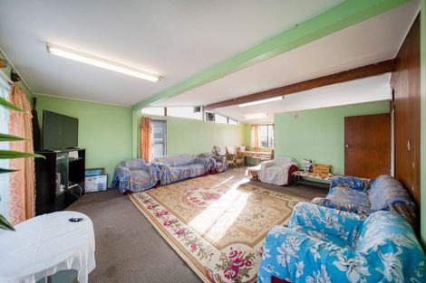 Photo of property in 74 Bader Drive, Mangere, Auckland, 2022