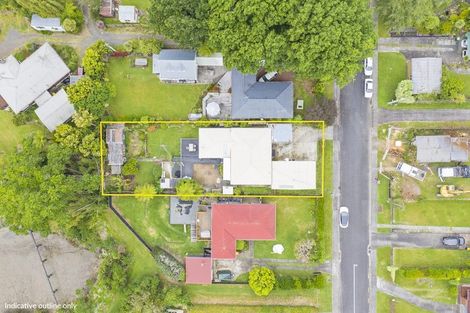 Photo of property in 28 Lowtherhurst Road, Massey, Auckland, 0614