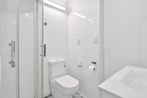 Photo of property in 2/1101 Cunningham Crescent, Mayfair, Hastings, 4122