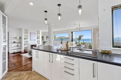 Photo of property in 30 Moana Road, Plimmerton, Porirua, 5026