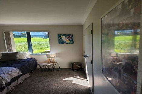 Photo of property in 33 Midshipman Court, Gulf Harbour, Whangaparaoa, 0930