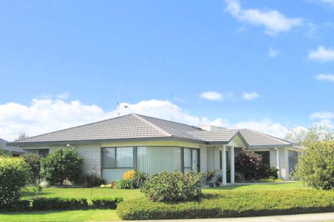 Photo of property in 39 Luculia Drive, Mount Maunganui, 3116