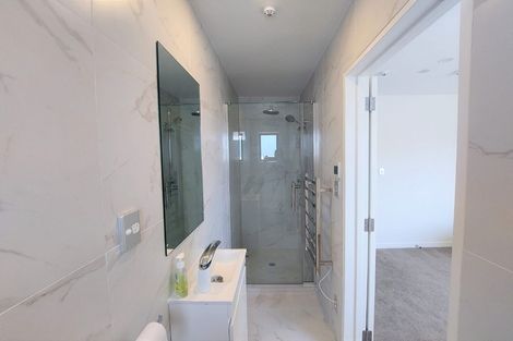 Photo of property in 7 Lilac Lane, Oteha, Auckland, 0632