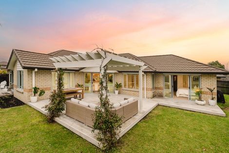 Photo of property in 26 Nielsen Gardens, Rototuna, Hamilton, 3210