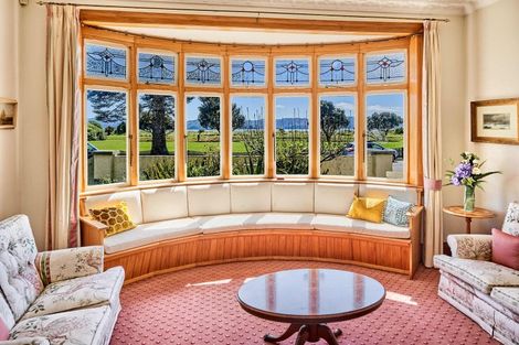 Photo of property in 35 Marine Parade, Eastbourne, Lower Hutt, 5013