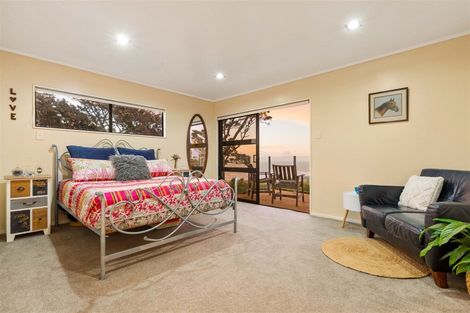 Photo of property in 107 Oaia Road, Muriwai, Waimauku, 0881