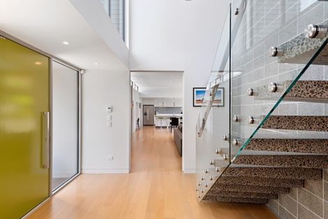 Photo of property in 25 Garreg Road, Fendalton, Christchurch, 8052