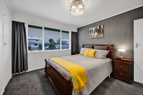 Photo of property in 6 Davidson Street, Hawera, 4610