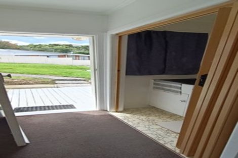 Photo of property in 5 Cypress Drive, Maungaraki, Lower Hutt, 5010