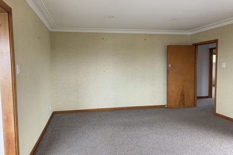 Photo of property in 30a Te Atatu Road, Te Atatu South, Auckland, 0610