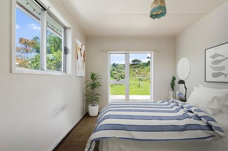 Photo of property in 3265 South Head Road, South Head, Helensville, 0874