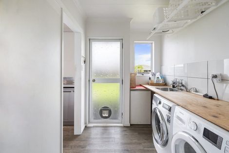 Photo of property in 7 Chadwick Place, Highbury, Palmerston North, 4412