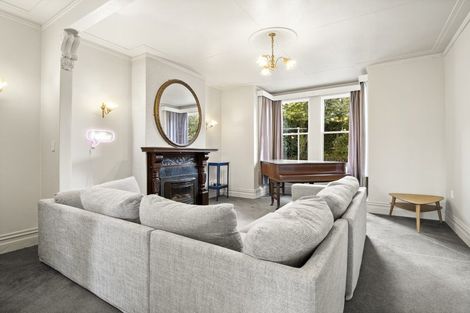 Photo of property in 81 Manor Place, Dunedin Central, Dunedin, 9016