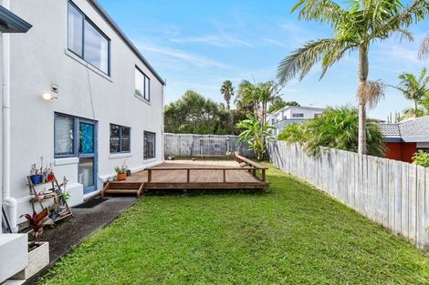Photo of property in 12 Roy Maloney Drive, Henderson, Auckland, 0612