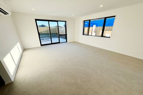 Photo of property in 31 Herridge Street, Woodend, 7691