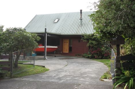 Photo of property in 5 Ngahere Street, Stokes Valley, Lower Hutt, 5019