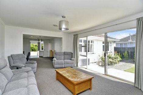 Photo of property in 7 Grimseys Road, Redwood, Christchurch, 8051