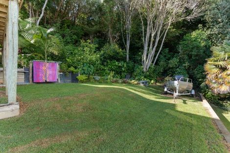 Photo of property in 338 Onemana Drive, Onemana, Whangamata, 3691